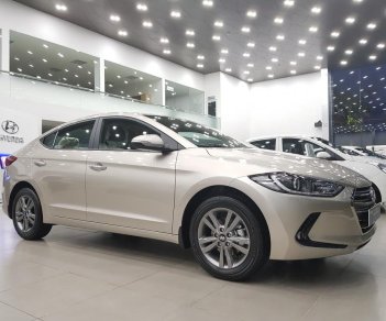 Hyundai Elantra 2018 - Hyundai Elantra vàng be, rẻ nhất Đà Nẵng hè 2018