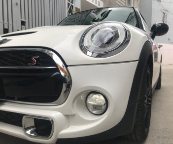 Mini Cooper Countryman 2015 - Vỡ nợ bán nhanh Mini Cooper 2015 nhập Anh, màu trắng