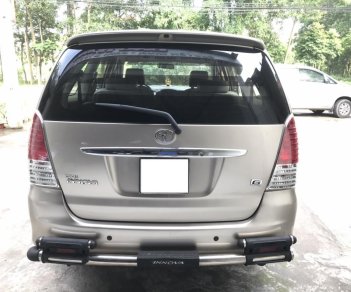 Toyota Innova G 2011 - Bán Toyota Innova G sản xuất 2011, màu vàng cát, giá chỉ 485 triệu