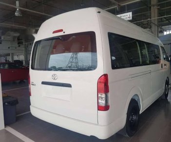 Toyota Hiace   2018 - Cần bán xe Toyota Hiace năm sản xuất 2018, màu trắng, nhập khẩu nguyên chiếc