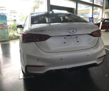 Hyundai Accent  1.4MT 2018 - Bán Hyundai Accent đời 2018, màu trắng