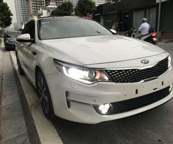 Kia Optima 2.0 ATH  2018 - Cần bán xe Kia Optima đời 2017 màu trắng, giá 868 triệu