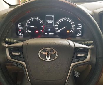 Toyota Land Cruiser Cũ  VX 2015 - Xe Cũ Toyota Land Cruiser VX 2015