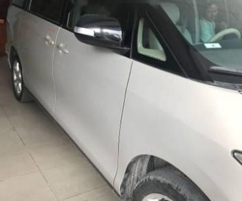 Toyota Previa 2008 - Cần bán lại xe Toyota Previa đời 2008, màu bạc xe gia đình, giá chỉ 765 triệu