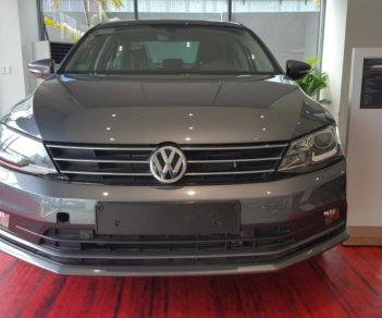 Volkswagen Jetta 2016 - Quãng Ngãi - Volkswagen đời 2016, màu xám (ghi), xe nhập, 899tr - Hỗ trợ trả góp