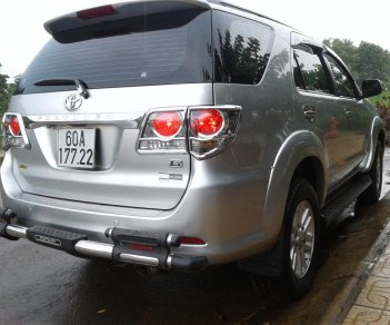 Toyota Fortuner G 2014 - Bán Fortuner 10.2014 G đúng 79.000km, một chủ mua mới, sơn zin, vỏ zin, nỉ zin 