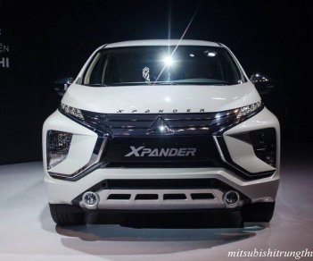 Mitsubishi Mitsubishi khác 1.5AT 2018 - Bán Mitsubishi Xpander 1.5L số tự động năm 2018, màu trắng, nhập khẩu nguyên chiếc