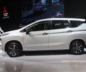 Mitsubishi Mitsubishi khác 1.5AT 2018 - Bán Mitsubishi Xpander 1.5L số tự động năm 2018, màu trắng, nhập khẩu nguyên chiếc