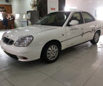 Daewoo Nubira 1.6MT 2001 - Bán Daewoo Nubira 1.6MT đời 2001, màu trắng