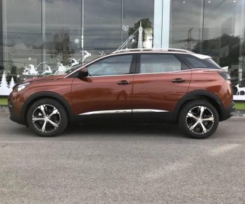 Peugeot 3008 2018 - Cần bán gấp Peugeot 3008 năm sản xuất 2018, giá tốt