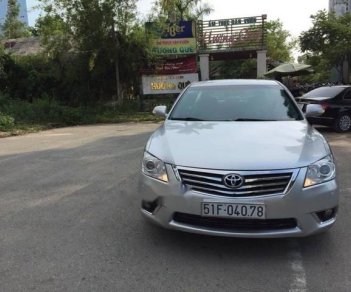 Toyota Camry   2010 - Bán ô tô Toyota Camry năm 2010, màu bạc, xe nhập, giá chỉ 640 triệu