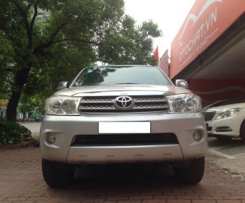 Toyota Fortuner 2.7V 4x4 2010 - Cần bán xe Toyota Fortuner 2.7V 4x4 năm sản xuất 2010