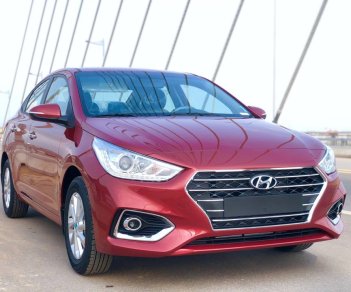 Hyundai Accent MT 2018 - Bán xe Hyundai Accent MT 2018, màu đen giao ngay