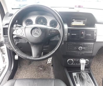 Mercedes-Benz GLK Class   300 4Matic 2009 - Cần bán Mercedes GLK sản xuất 2009, màu bạc, 680tr