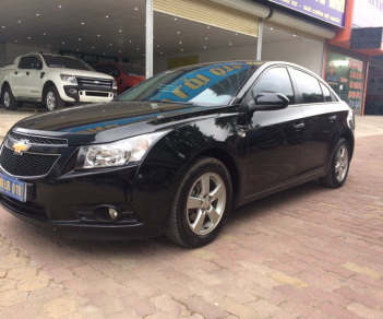 Chevrolet Cruze LS 2014 - Cần bán gấp Chevrolet Cruze năm 2014 màu đen, giá tốt