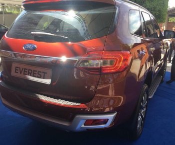 Ford Everest 2.0 2018 - Bán Ford Everest model 2019 bản 2.0 Bi-turbo nhập Thái, giao xe sớm nhất, nhiều ưu đãi hấp dẫn