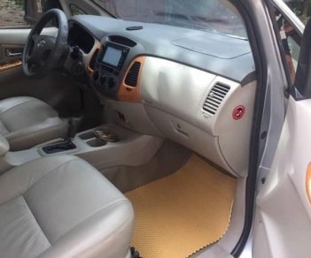 Toyota Innova 2.0V 2010 - Chính chủ bán Toyota Innova 2.0V đời 2010, màu bạc