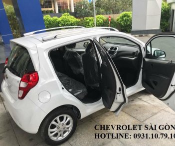 Chevrolet Spark LT 2018 - Cần bán Chevrolet Spark LT năm sản xuất 2018, màu trắng