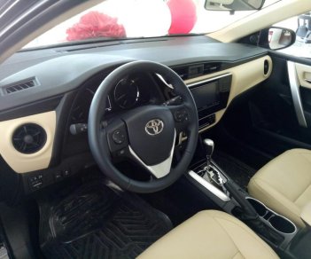 Toyota Corolla altis 1.8G 2018 - Cần bán xe Toyota Corolla Altis 1.8G sản xuất năm 2018, màu đen