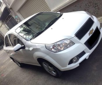 Chevrolet Aveo   LTZ  2015 - Bán Chevrolet Aveo LTZ năm sản xuất 2015, màu trắng