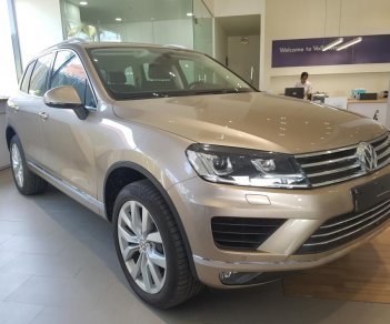 Volkswagen Touareg GP 2016 - SUV đáng mua nhất năm! Volkswagen Touareg vàng cát, nhập Đức, giá tốt, ưu đãi khủng nhất VN, LH: 0901933522-0901933422