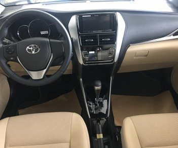 Toyota Yaris 1.5G CVT  2018 - Bán Toyota Yaris 1.5G Nhập khẩu màu đỏ, giao ngay