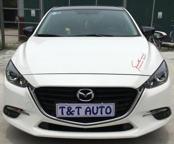 Mazda 3 Facelift 2017 - Cần bán lại xe Mazda 3 FL Hatchback năm 2017 màu trắng