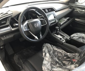 Honda Civic 1.8 E 2018 - Khuyến mãi hấp dẫn từ Honda Civic 2018, gọi ngay Mr Phú PTKD Honda Phước Thành 0938536777