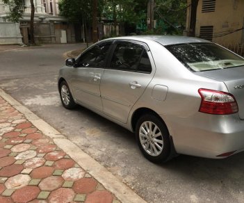 Toyota Vios E 2012 - Gia đình bán xe Toyota Vios E màu bạc, Sx cuối 2012, chính chủ từ đầu