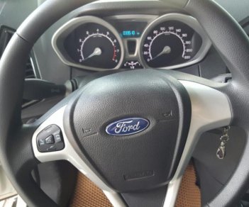 Ford EcoSport 1.5L MT Trend 2016 - Bán Ford Ecosport 1.5MT màu trắng, số sàn, sản xuất 2016 chạy 33000km