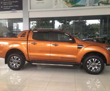 Ford Ranger Wildtrak 3.2 2018 - Bán Ford Ranger Wildtrak năm 2018, màu cam, xe nhập