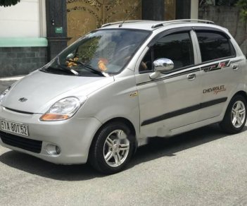 Chevrolet Spark 2009 - Cần bán Chevrolet Spark năm sản xuất 2009, màu bạc như mới