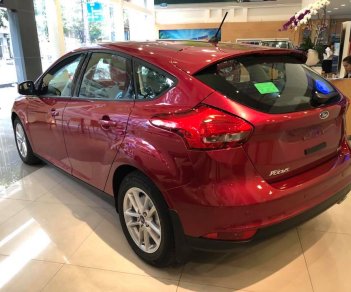 Ford Focus Trend 1.5 AT Ecoboost   2018 - Bán xe Ford Focus 2018, xe du lịch 5 chỗ, động cơ cực khỏe, PK: BHVC, phim, camera,... LH 0935437595 để được tư vấn xe