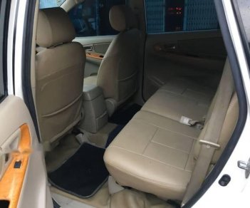 Toyota Innova G  2010 - Bán xe Toyota Innova G năm 2010, màu trắng, giá tốt