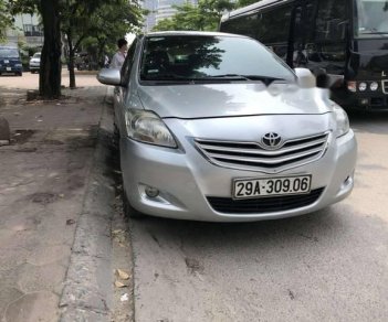 Toyota Vios G 2011 - Bán Toyota Vios G đời 2011, màu bạc số tự động