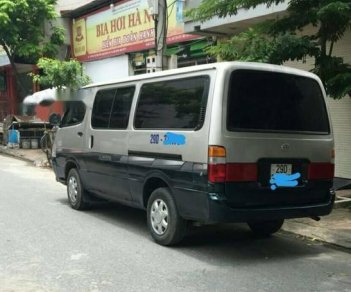 Toyota Hiace 2004 - Cần bán lại xe Toyota Hiace 2004, màu bạc - xanh