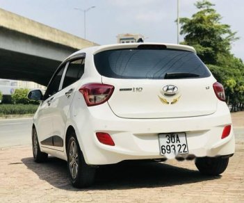 Hyundai Grand i10 AT 2015 - Cần bán Hyundai Grand i10 AT sản xuất năm 2015, màu trắng, nhập khẩu nguyên chiếc, 380 triệu