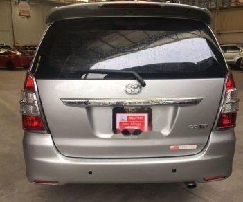 Toyota Innova   E  2013 - Cần bán gấp Toyota Innova E đời 2013, giá cạnh tranh