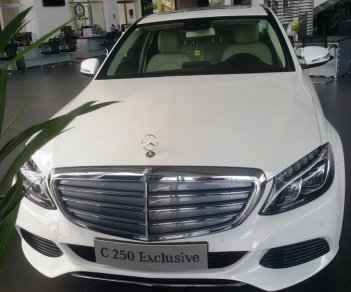 Mercedes-Benz C class C250 AMG 2018 - Mercedes Kim Giang - C250 2018, giá cực rẻ, khuyến mãi cực cao, hỗ trợ trả góp đến 90% - Liên hệ: 0988.125.138