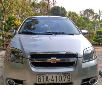 Chevrolet Aveo 2012 - Bán Chevrolet Aveo đời 2012, màu bạc, 265 triệu