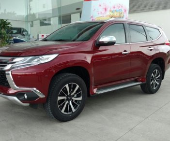 Mitsubishi Pajero Sport Sport 4x2 AT 2018 - Cần bán Mitsubishi Pajero Sport 4x2 AT đời 2018, màu đỏ, có bán trả góp liên hệ 0906.884.030