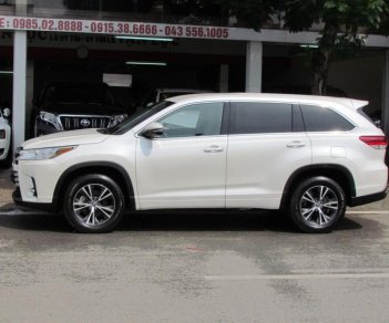 Toyota Highlander LE 2018 - Bán Toyota Highlander 2018 màu trắng