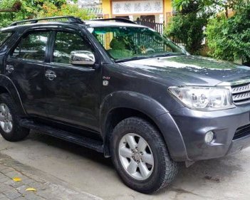 Toyota Fortuner 2010 - Chính chủ bán xe Toyota Fortuner đời 2010, màu xám