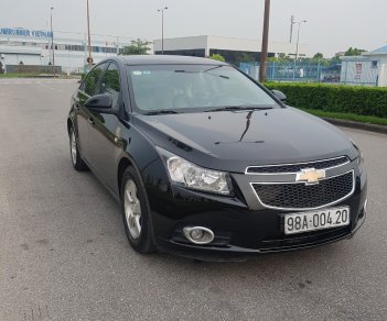 Chevrolet Cruze 2011 - Bán xe Chevrolet Cruze 2011 màu đen, mọi chi tiết xin liên hệ 0961323445