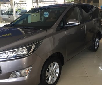 Toyota Innova   MT 2.0E 2017 - Cần bán Innova 2017 MT 2.0E