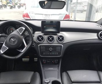 Mercedes-Benz CLA class CLA250 2017 - Bán xe Mercedes CLA250 màu bạc 2017 chính hãng - Trả trước 500 triệu nhận xe về