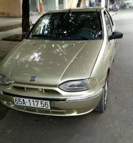 Fiat Albea   2001 - Cần bán gấp Fiat Albea sản xuất 2001, màu kem, giá tốt