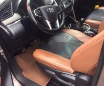 Toyota Innova MT 2017 - Cần bán lại xe Toyota Innova MT 2017, không lỗi nhỏ