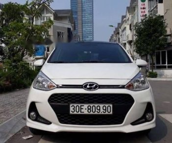 Hyundai Grand i10 2017 - Bán xe Hyundai Grand i10 sản xuất năm 2017, màu trắng xe gia đình