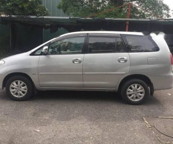 Toyota Innova 2.0V 2010 - Chính chủ bán Toyota Innova 2.0V đời 2010, màu bạc